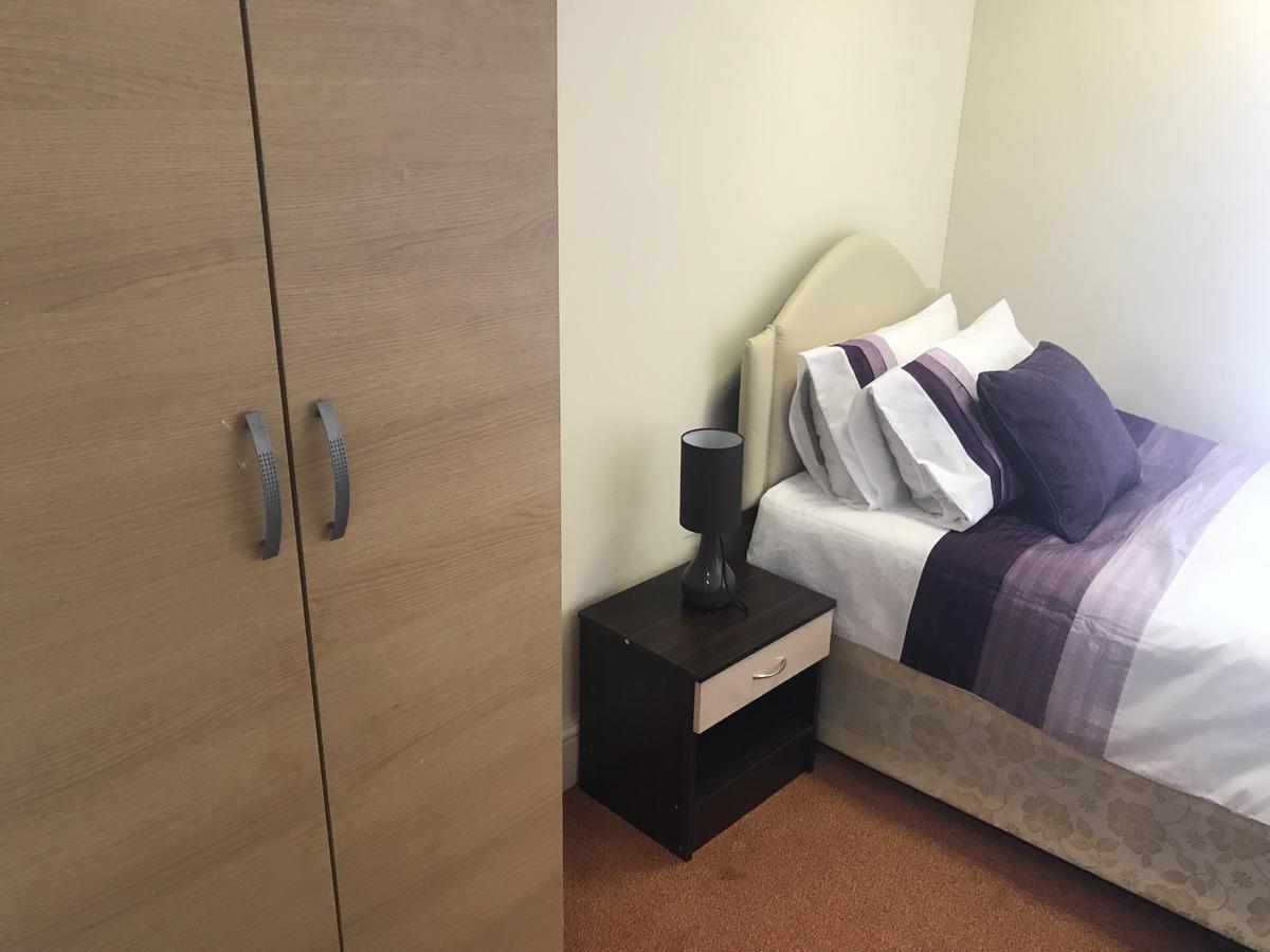 Adelaide House Daire Luton  Dış mekan fotoğraf