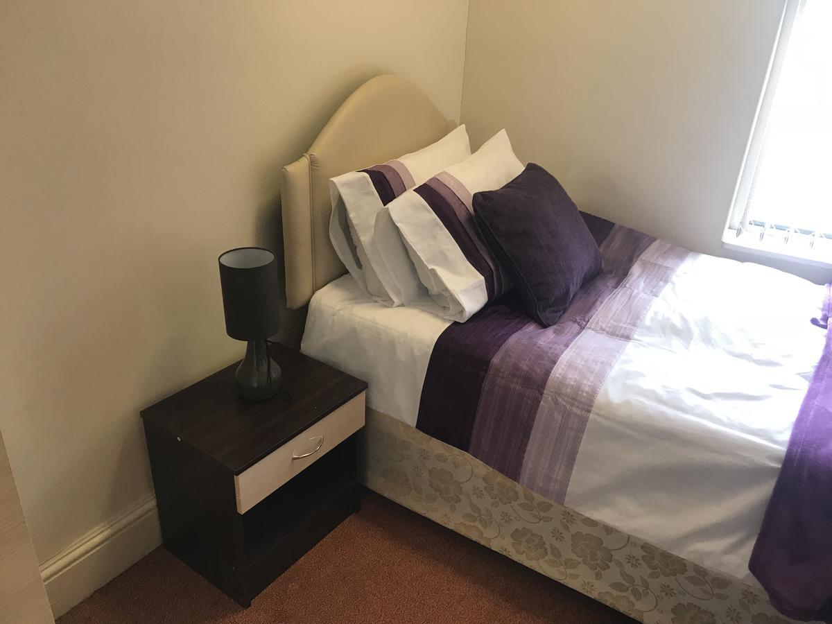 Adelaide House Daire Luton  Dış mekan fotoğraf