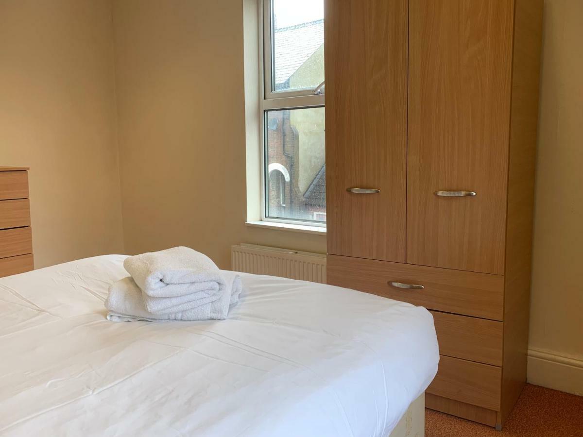 Adelaide House Daire Luton  Dış mekan fotoğraf